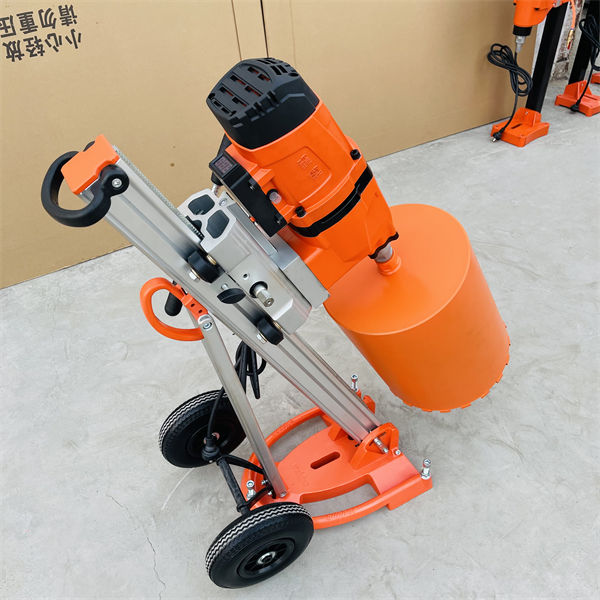 升級款工業(yè)級斜支撐水鉆機